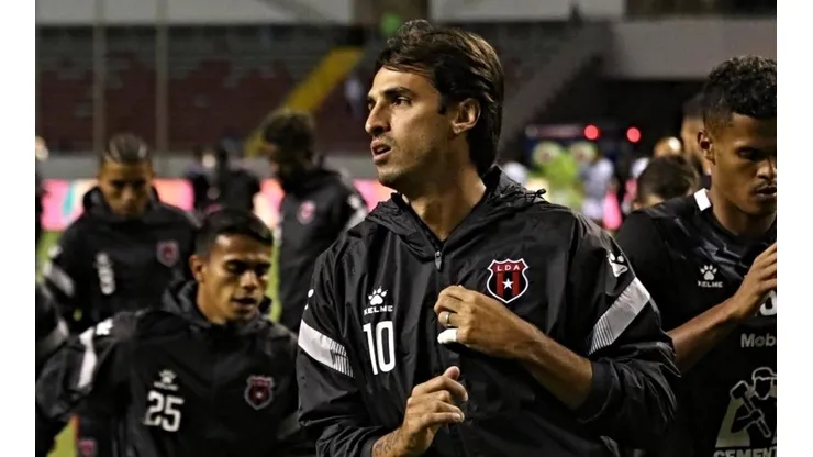 El inesperado gesto de Bryan Ruiz en la final de Liga Concacaf que sorprendió a todos