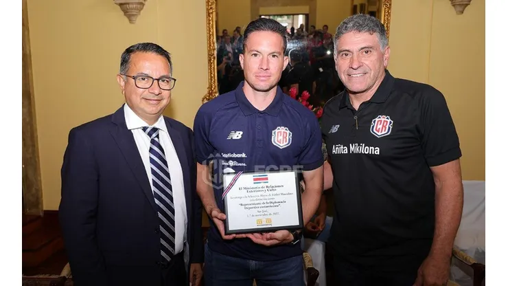 Representantes de la Diplomacia Deportiva y embajadores de Marca País en Qatar.