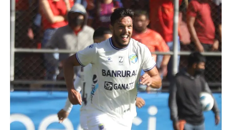 Comunicaciones vence a Municipal en el Clásico de Guatemala