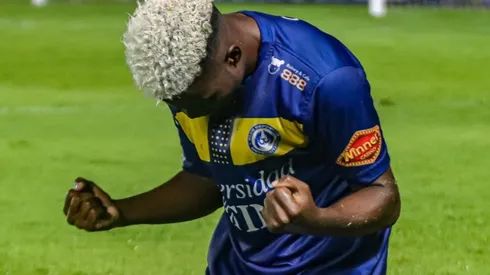 Universitario vence a Plaza y se clasifica a la Semifinal