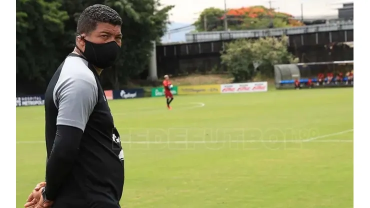 Ronald Gómez, asistente técnico de la Selección Costarricense de Fútbol (Fedefut CRC)