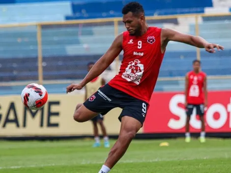 Rolando Blackburn quedó fuera de convocatoria este miércoles y envió polémico mensaje