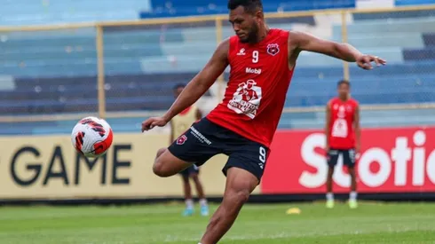 Blackburn solo lleva una anotación vestido de rojinegro (LDA)