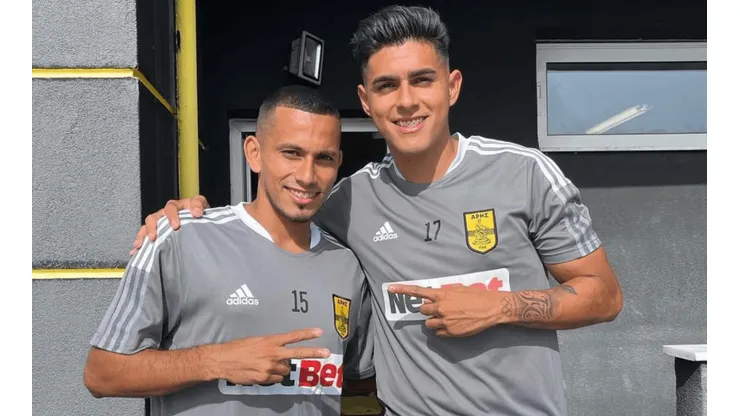El insólito motivo por el que Edwin Rodríguez sigue sin debutar en el Aris FC de Grecia.