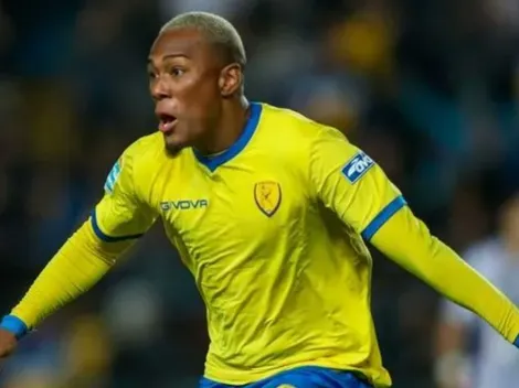 Deybi Flores se mandó dos golazos en la Copa de Grecia