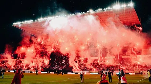 Saprissa recibe severa multa tras recibimiento de la afición contra Alajuelense