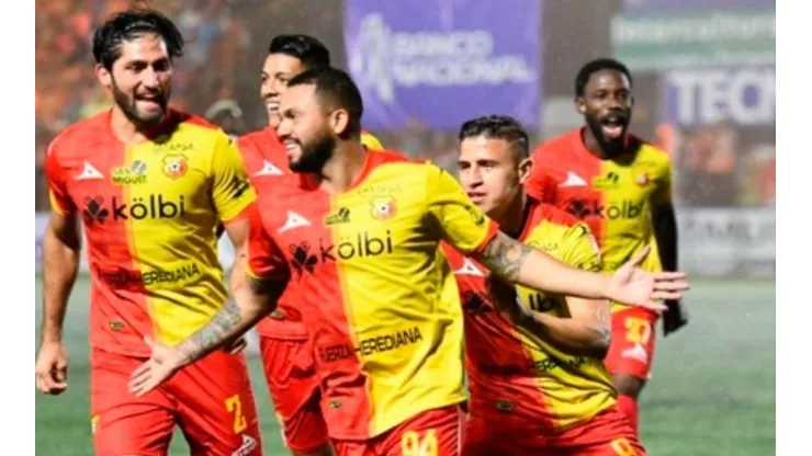 Herediano se convierte en el otro finalista tras eliminar a Puntarenas