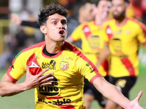 Alivio en la Sele: Yeltsin Tejeda, a un paso de volver a jugar con Herediano
