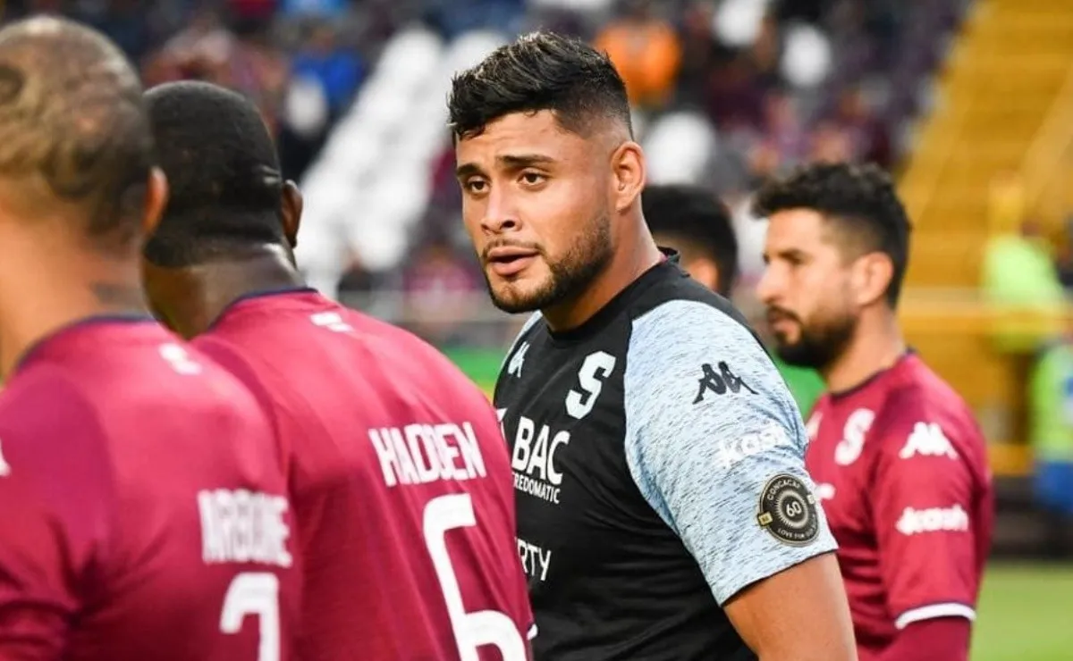 Kevin Chamorro habría sido sondeado por Saprissa (Saprissa).