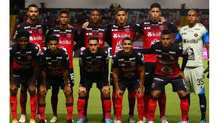 Alajuelense solo necesita un empate para clasificarse a las semifinales y de paso dejar tendido al Cartaginés (LDA)