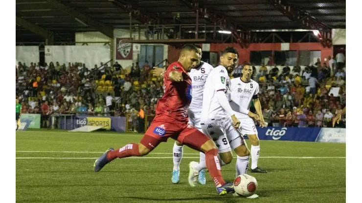 Saprissa se trajo 3 puntos de Guápiles y se clasificó a la siguiente fase (ADSG)