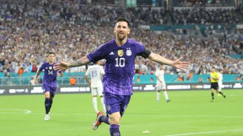 Argentina goleó 3-0 a una débil Honduras con un doblete de Lionel Messi [VIDEO]