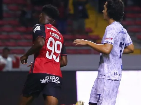 Freddy Góndola anota y le da el triunfo a Alajuelense [VIDEO]