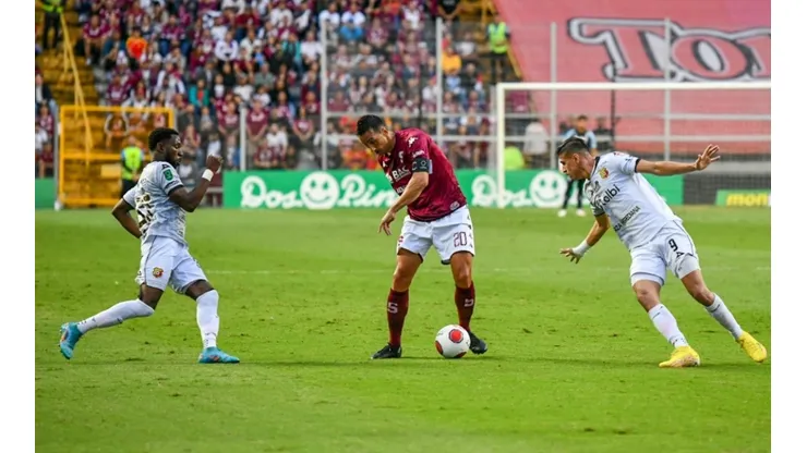 Tras el empate de este domingo ante Saprissa, Herediano consiguió asegurar su boleto a semifinales (Saprissa)