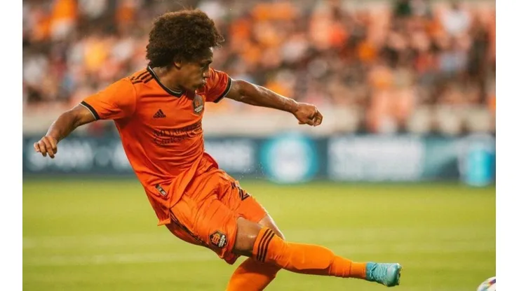 Adalberto Carrasquilla dio una asistencia espectacular en la MLS