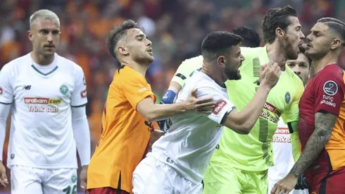 Autogol de Francisco Calvo en derrota de Konyaspor ante el Galatasaray.