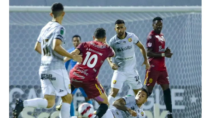 Herediano vs. Real España: posibles alineaciones.