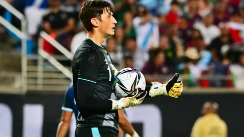 Mercado: Nicholas Hagen ficharía por otro club en Europa