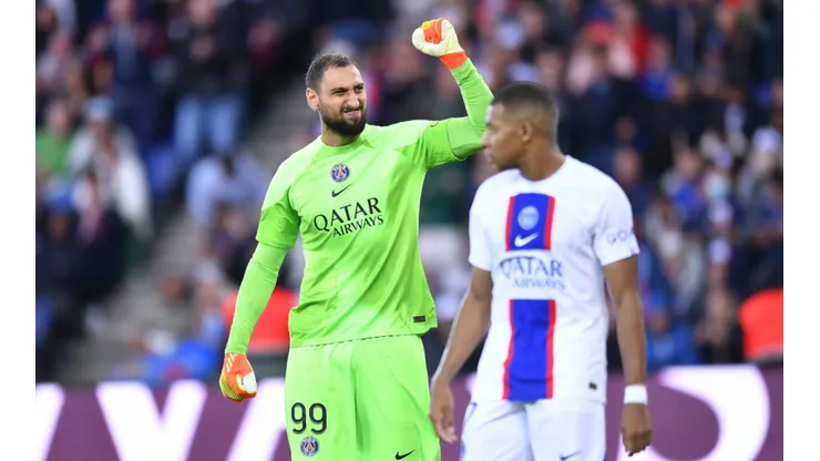 ¿Se quita la presión de Keylor Navas? Gianluigi Donnarumma atajó un penal y salvó al PSG.