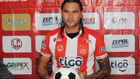 Gullit Peña ya tiene fecha de debut en el Vida