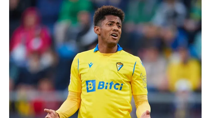 Choco Lozano será baja para el Cádiz ante el Barcelona