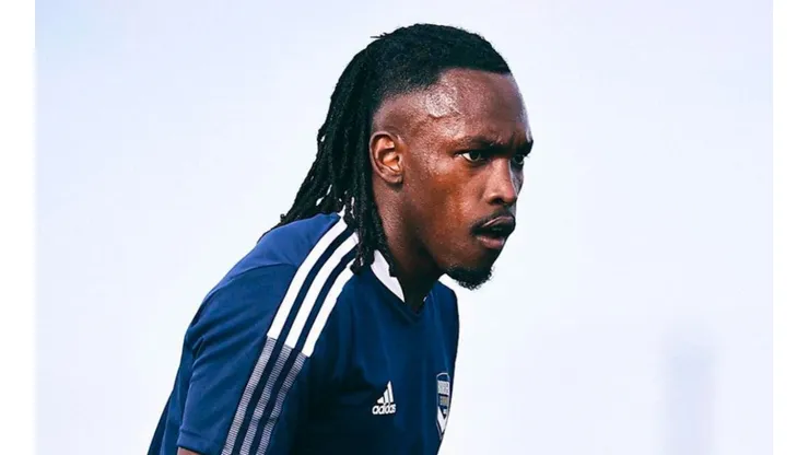 Alberth Elis se lesiona y es duda para enfrentar a Argentina