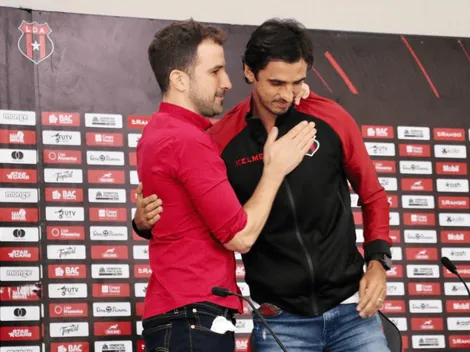 Bryan Ruiz revela qué le confesó a Agustín Lleida en su despedida