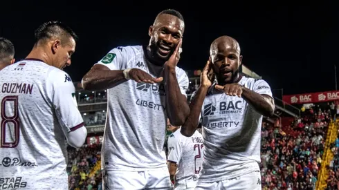 Saprissa vence a Alajuelense en el Clásico Nacional