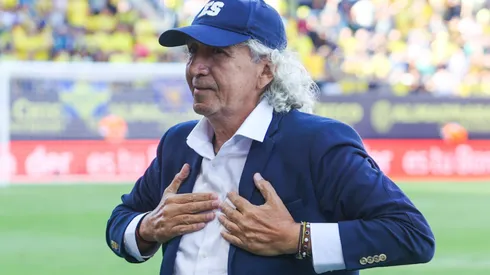 ¡Histórico! Mágico González recibe emotivo homenaje por parte de todo el estadio del Cádiz [VIDEO]