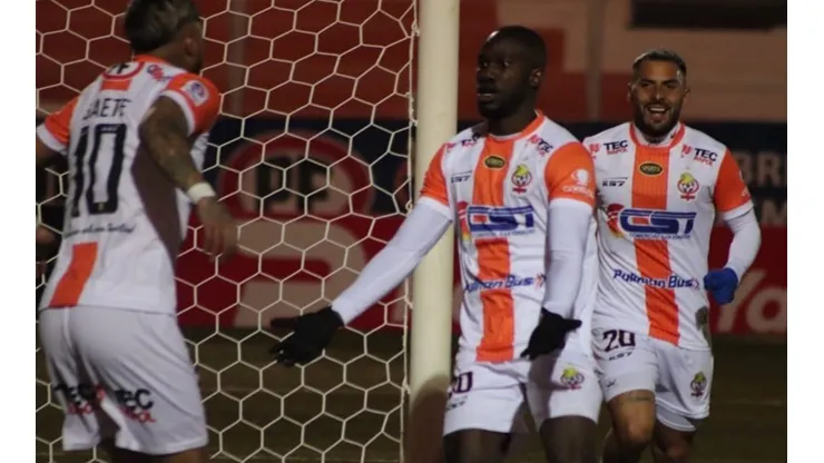 Cecilio Waterman figura en el empate de Cobresal