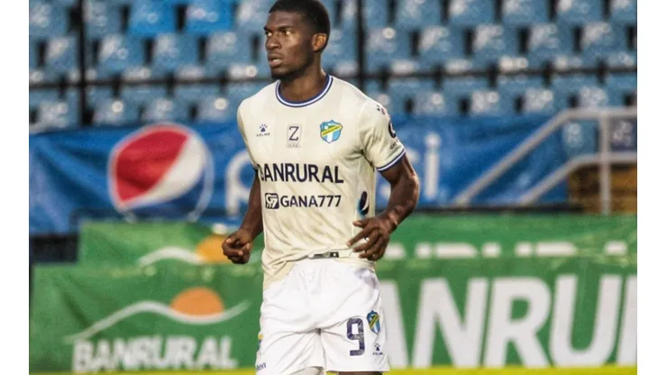 Azarías Londoño tuvo un gran debut en Guatemala