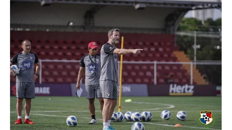 Thomas Christiansen iniciará nuevos microciclos