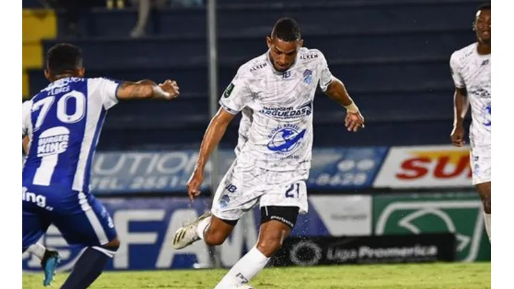 Manuel Morán se reencontró con el gol