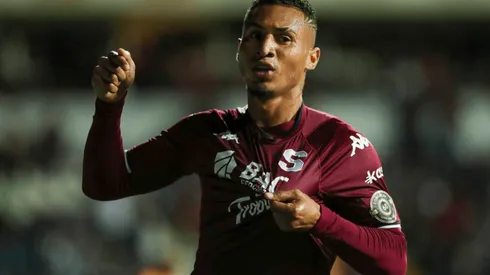 Jossimar Pemberton recuerda al Saprissa con cariño: "Es mi equipo".