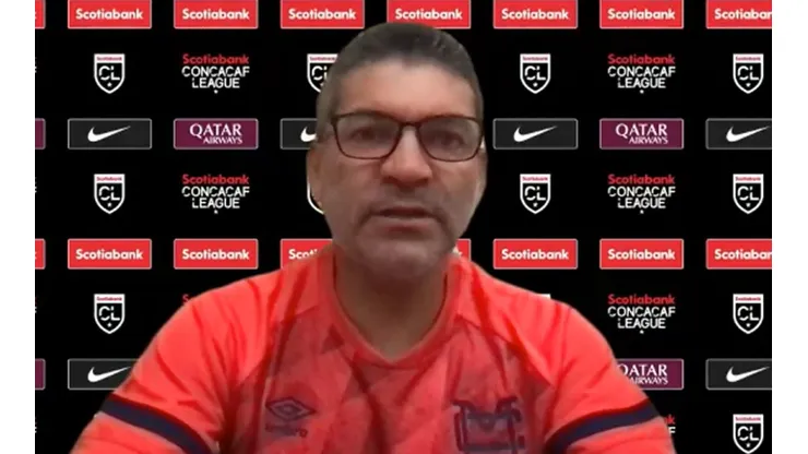 El técnico de Municipal confía en las capacidades de su equipo para eliminar a Olimpia