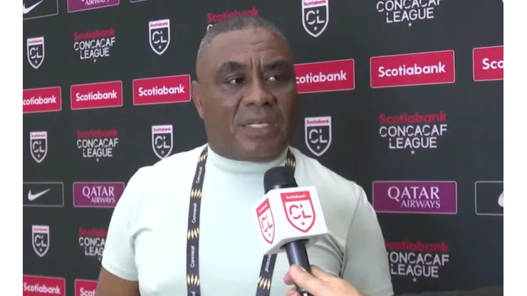 Jair Palacios se quedó con el compromiso de sus jugadores