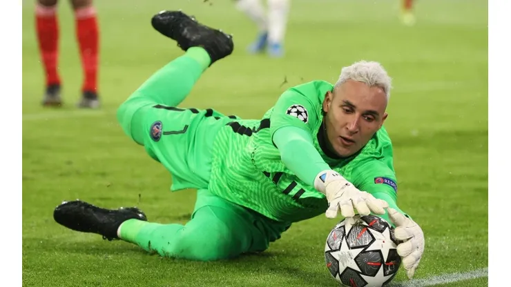 Keylor Navas aún no define si se queda en el PSG o se marcha al Napoli (Getty)