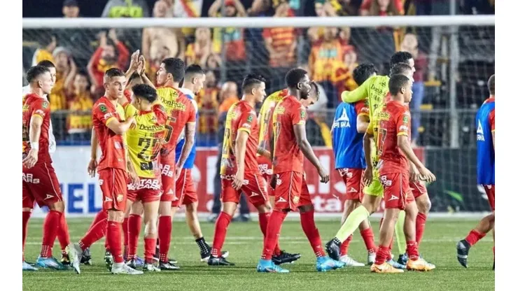 Herediano camina a paso firme en el campeonato y es líder en solitario (CSH)