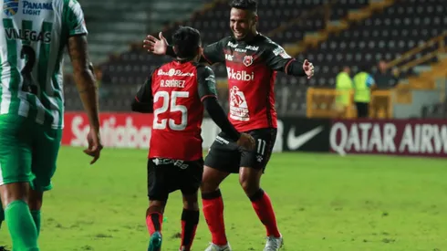 Alex López brilla en triunfo de Alajuelense ante Alianza FC con golazo y dos asistencias [VIDEO]