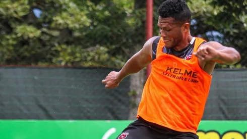 Rolando Blackburn sigue mostrando poco nivel (LDA)