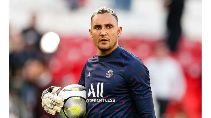 Napoli habría presentado estas ofertas para llevarse a Keylor Navas.