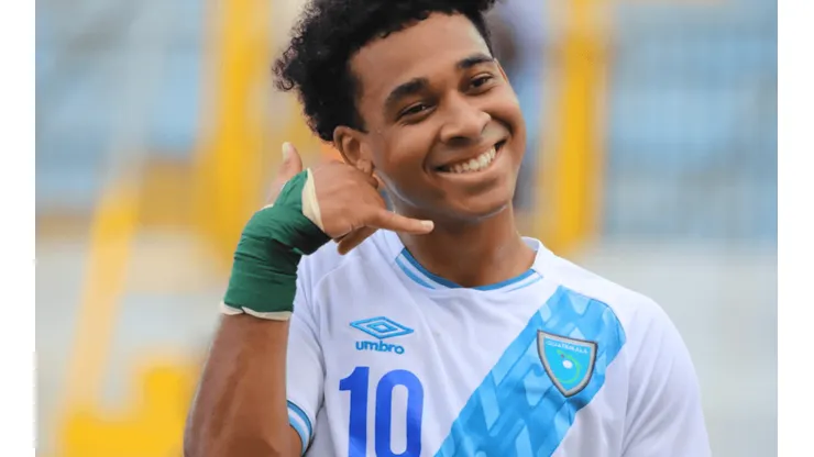Oficial: Luis Fernando Tena convocará a Arquímides Ordóñez a la selección mayor de Guatemala.