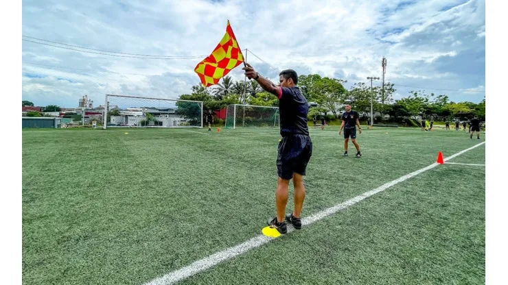 Se anunciaron nuevas directrices arbitrales en Costa Rica (Prensa Fedefut)