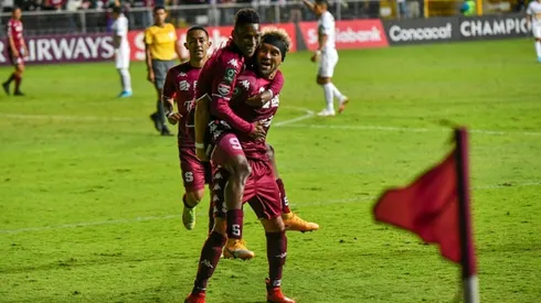 Bolaños sufrió un desgarro en su pantorrilla derecha y estará fuera por alrededor de 1 mes (Saprissa)