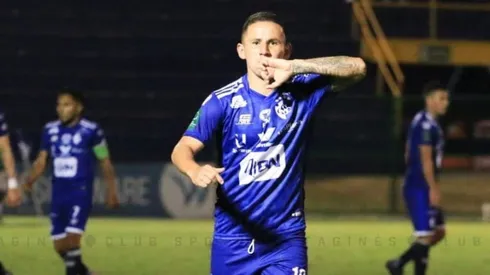 Luis Ronaldo se defiende y señala que nunca retó a los golpes al árbitro (CSC)