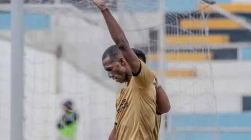 Abdiel Ayarza marca un doblete con Cusco