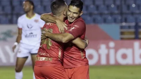 Municipal clasifica a octavos de final al eliminar a un débil Vega Real [VIDEO]