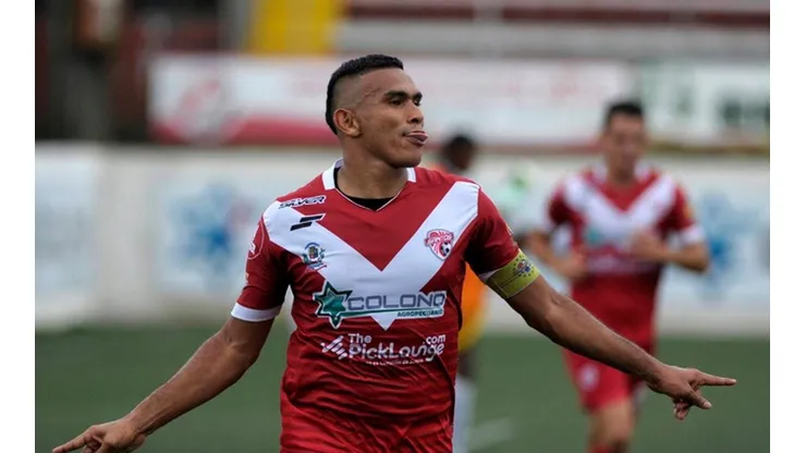 ¡Adiós Lagol! Cristian Lagos se retira del fútbol con 100 goles en Primera División.