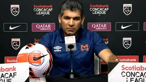 Entrenador de Municipal habla del juego ante Olimpia
