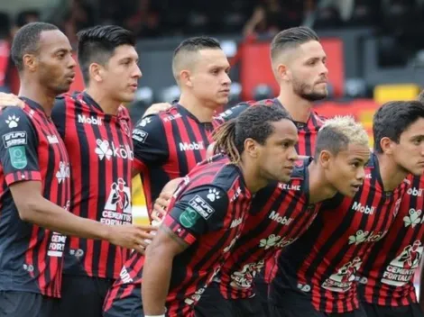 Histórico jugador califica de "preocupante" los fracasos de Alajuelense en finales